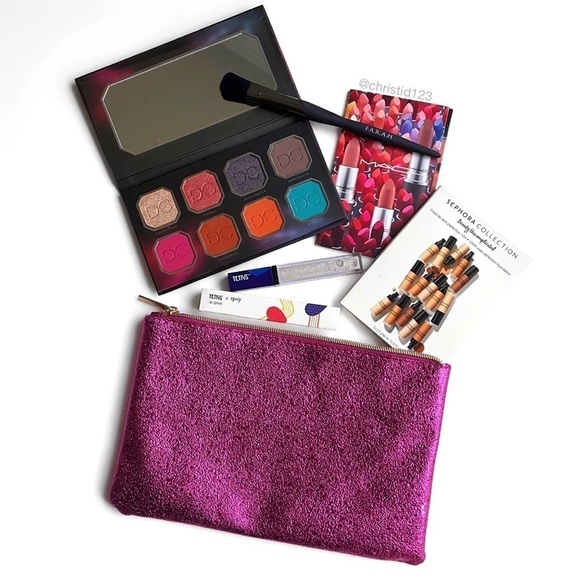 Makeup Bundle - Picture 1 of 8